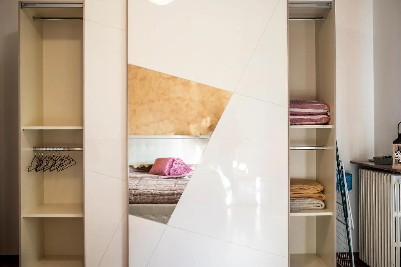 Milan Bergamo House - Mbh Apartment Cologno al Serio 0*,  Italy