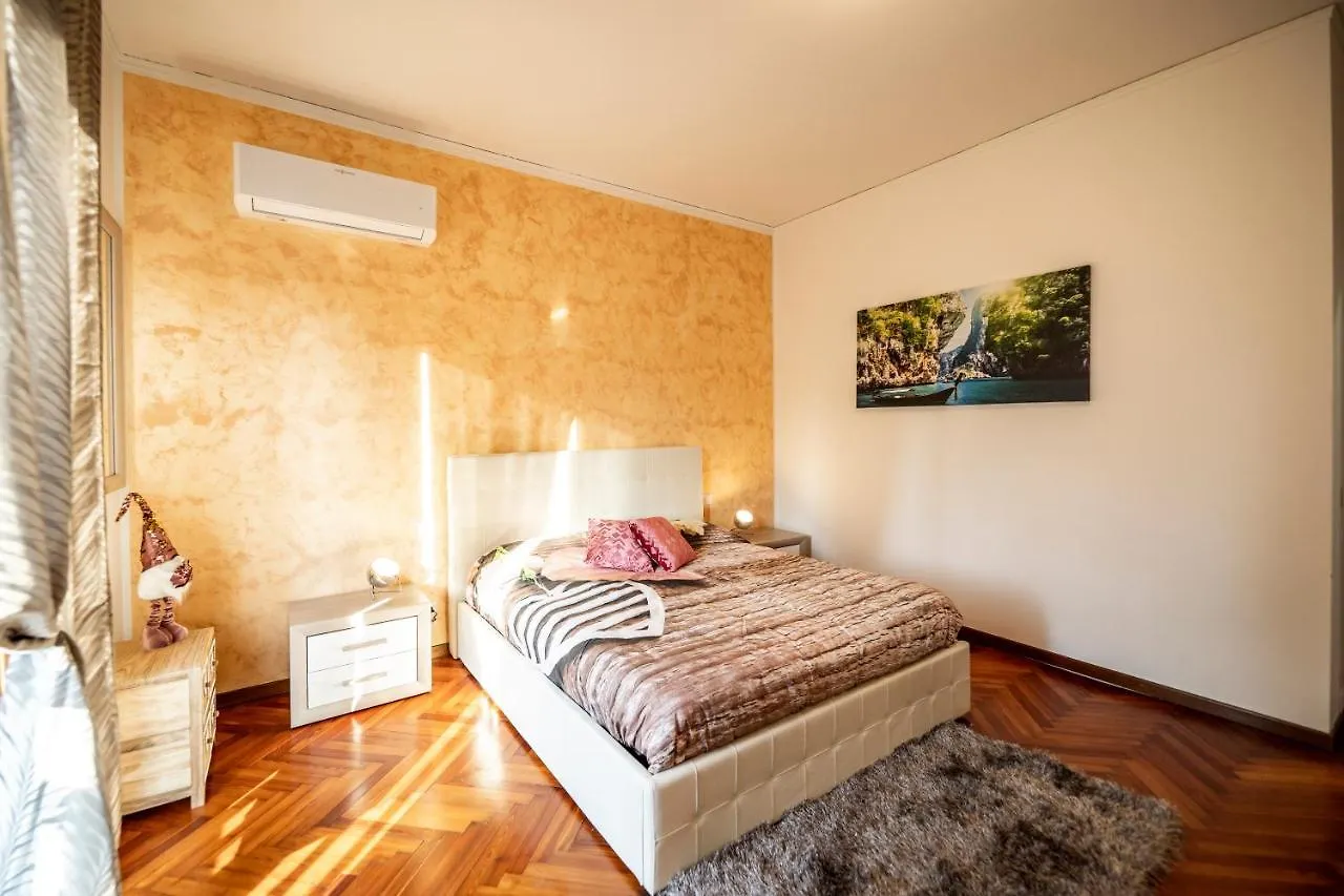Milan Bergamo House - Mbh Apartment Cologno al Serio